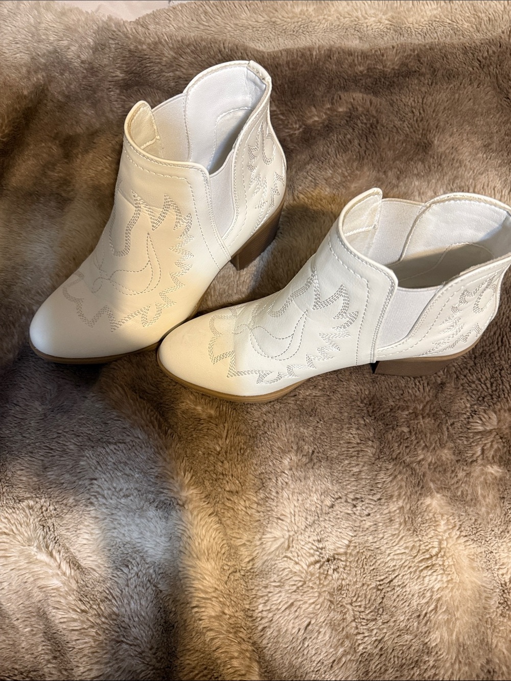 Global Win White Western Ankle Booties with Embroidered Detail